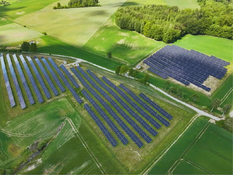 Farma-fotowoltaiczna-z-lotu-ptaka-Prime-PV
